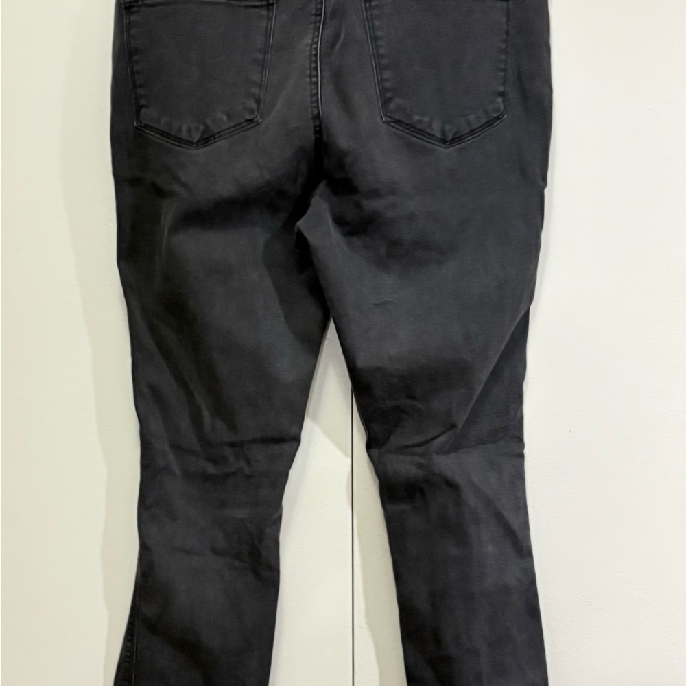 Arizona Jean Company High Rise Black Distressed Jeans - Picture 7 of 9